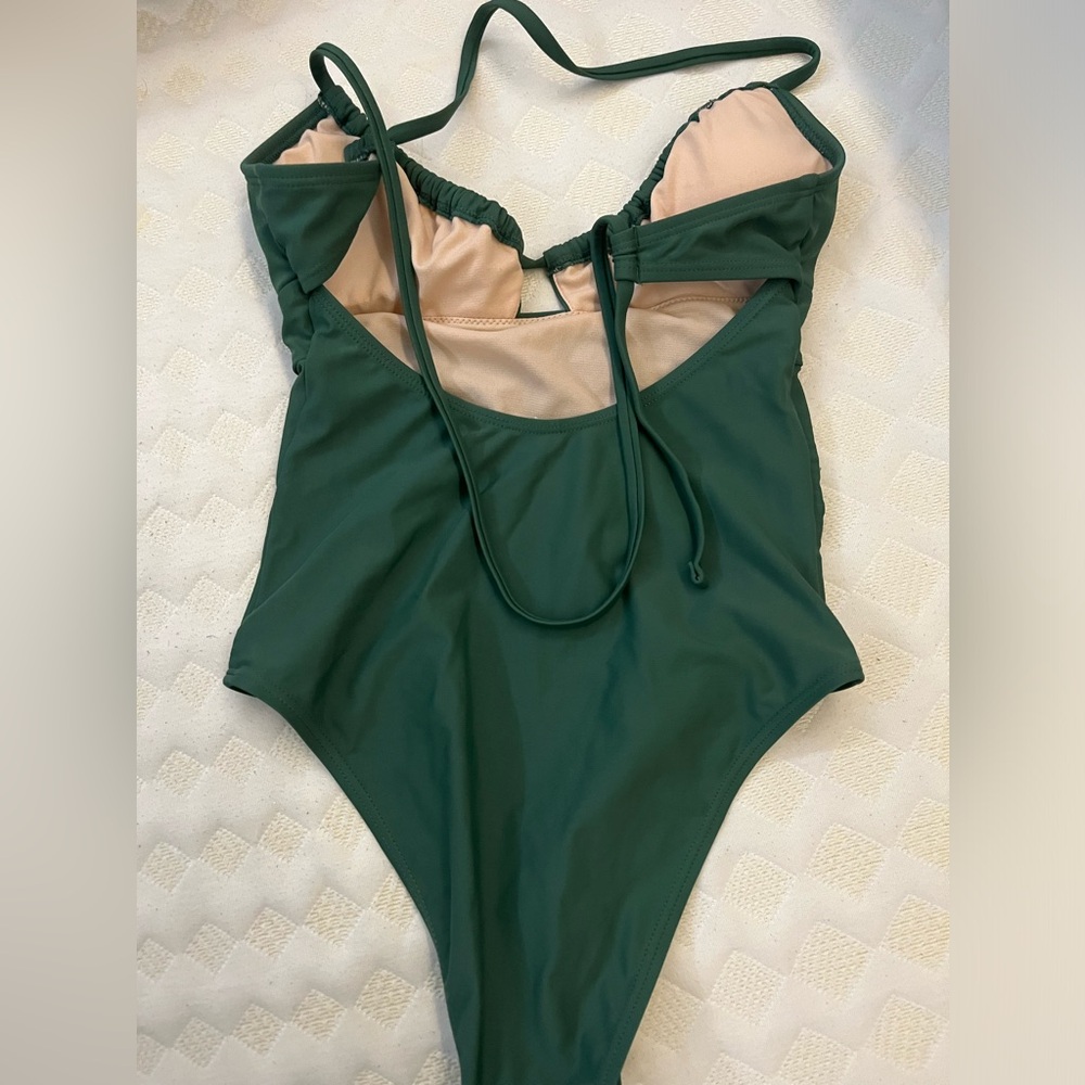 Bathing suit